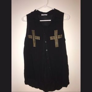 Sleeveless cross top